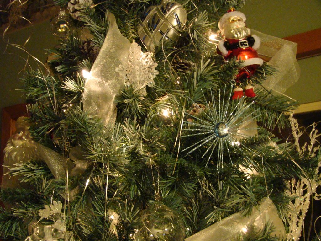 Christmas tree decorate